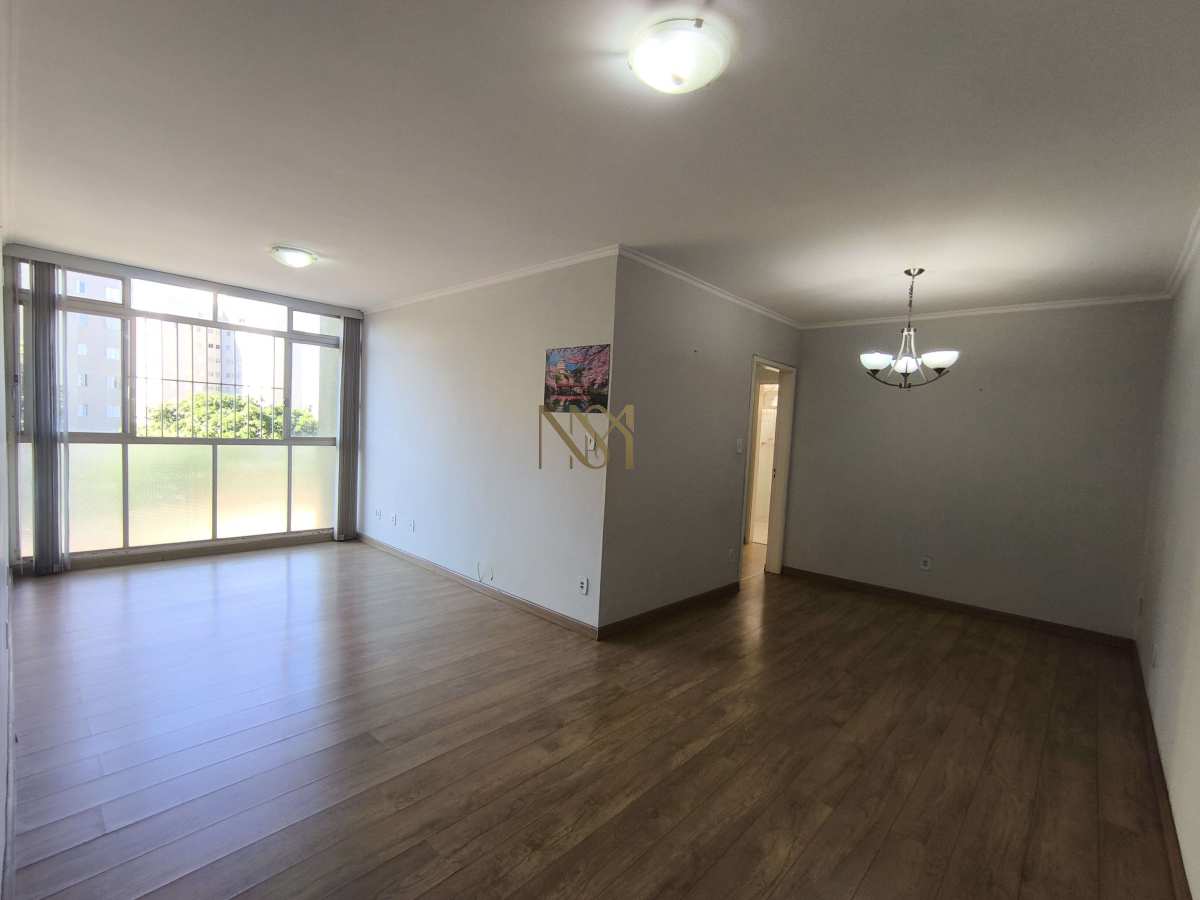 Apartamento à venda com 3 quartos - ,
