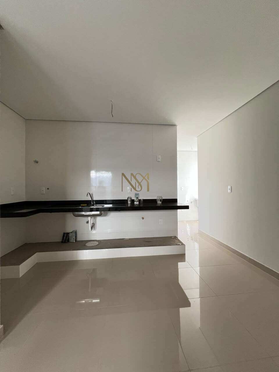 Apartamento à venda com 3 quartos, 100m² - ,