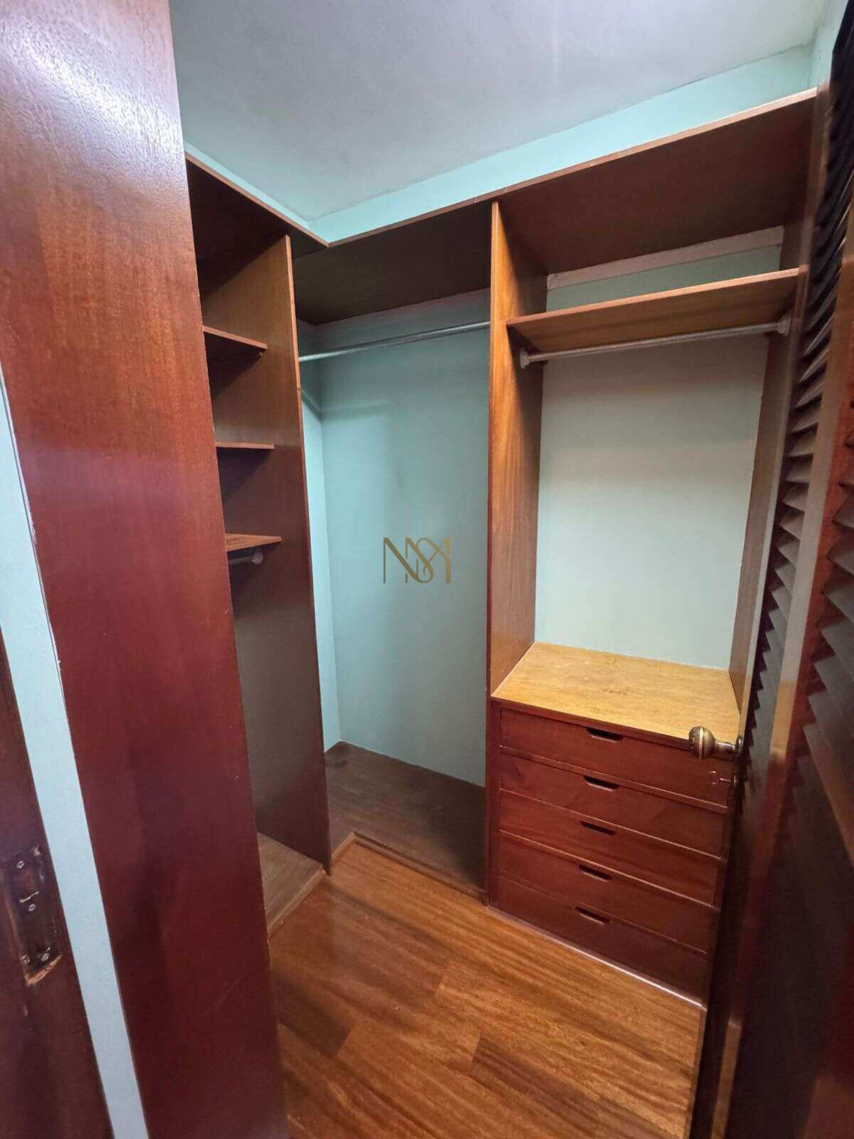  - Apartamento à Venda no Edifício Crescência Carolo Balbo | 3 Dormitórios, Sendo 1 Suíte | Centro