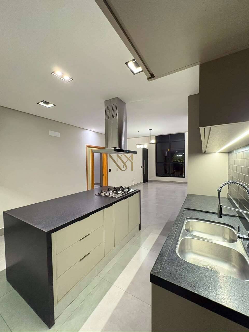  - Casa 3 Suítes com Piscina no Quinta da Mata
