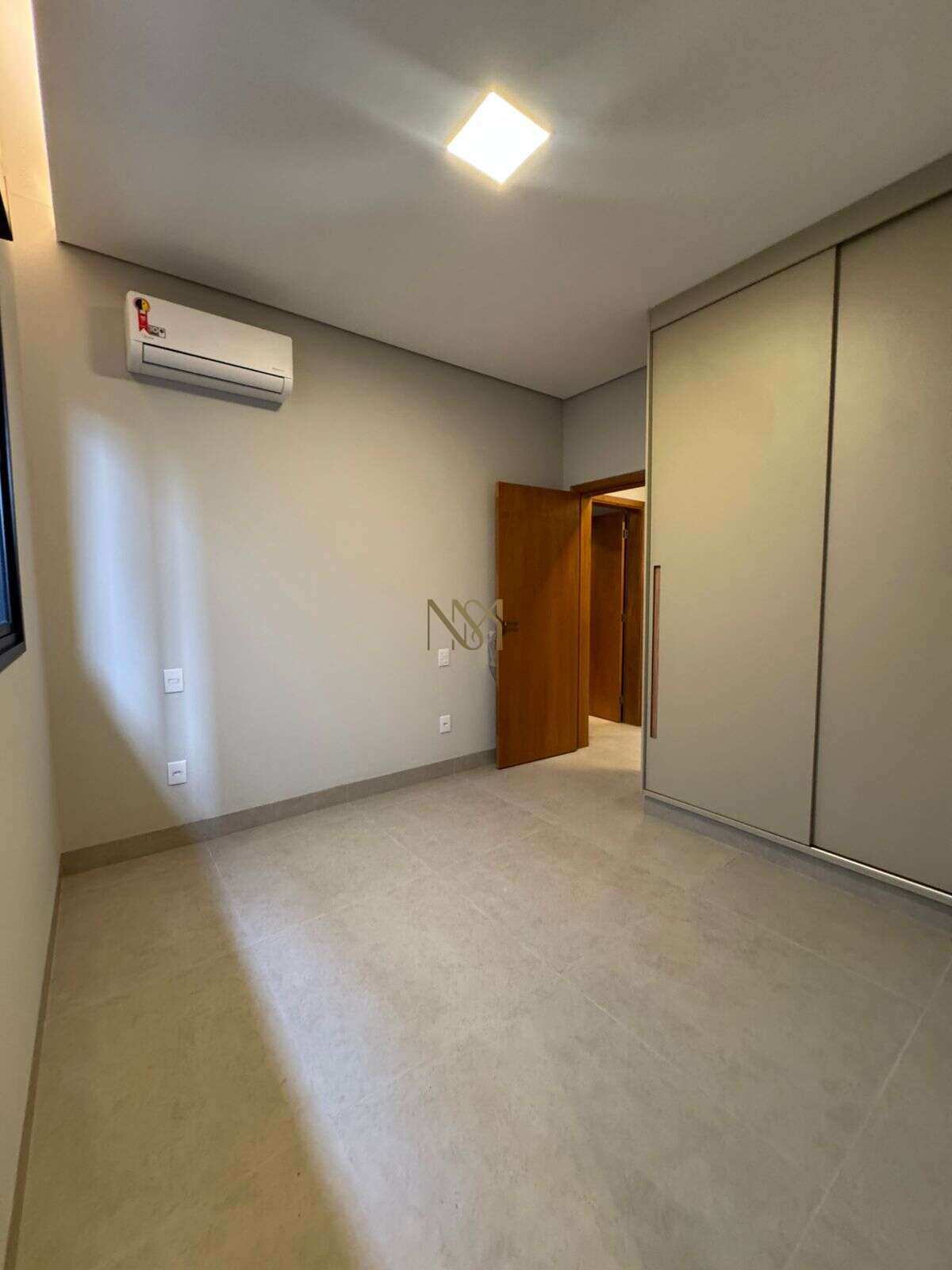 Casa de condomínio à venda com 3 quartos, 155m² - ,