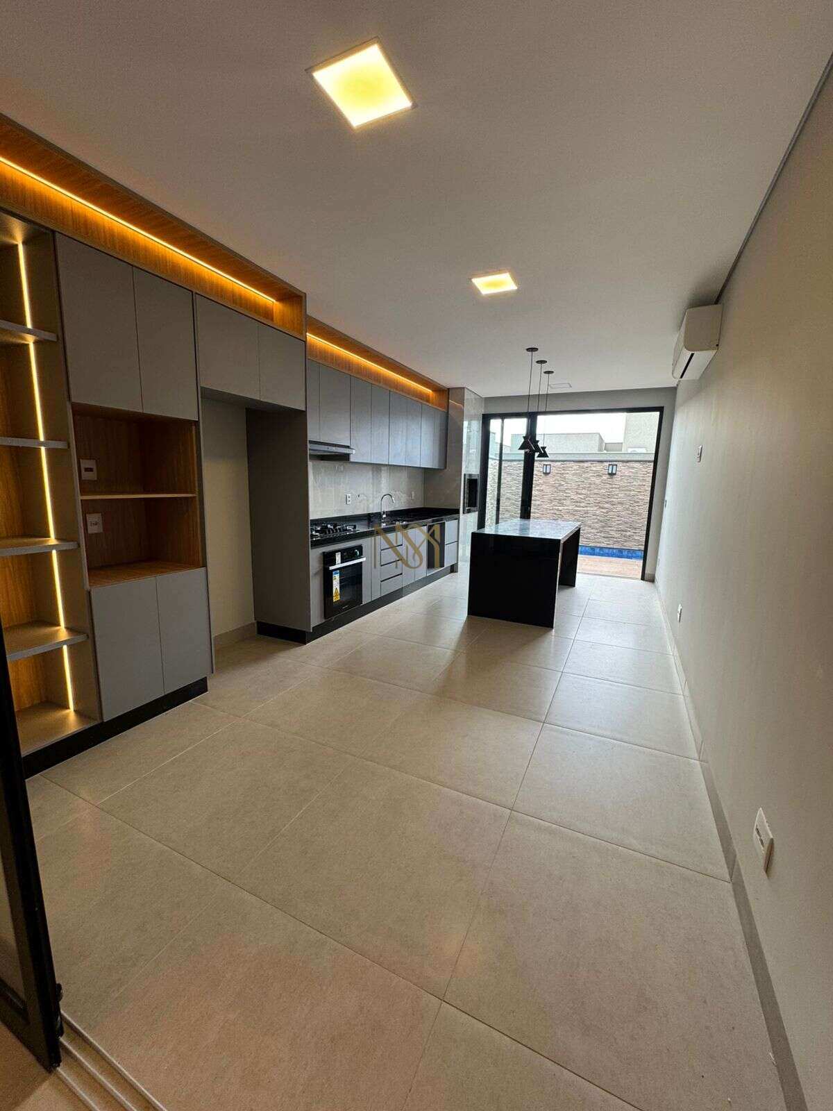 Casa de condomínio à venda com 3 quartos, 155m² - ,