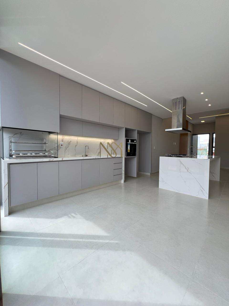  - Casa de condomínio à venda, com 3 quartos, 151m²
