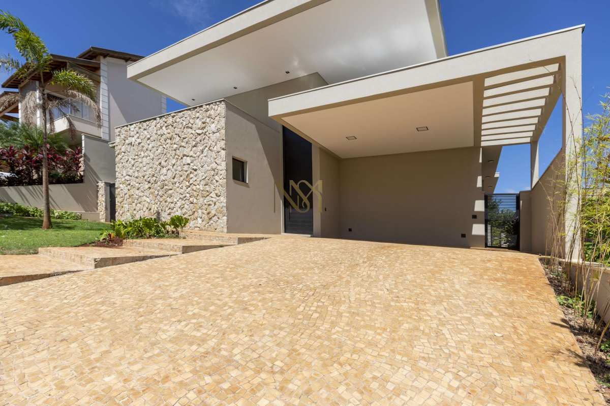 Casa em Condomínio Arara Verde à Venda | 3 Suítes | 336 m² de Construção - Nathalia Mello