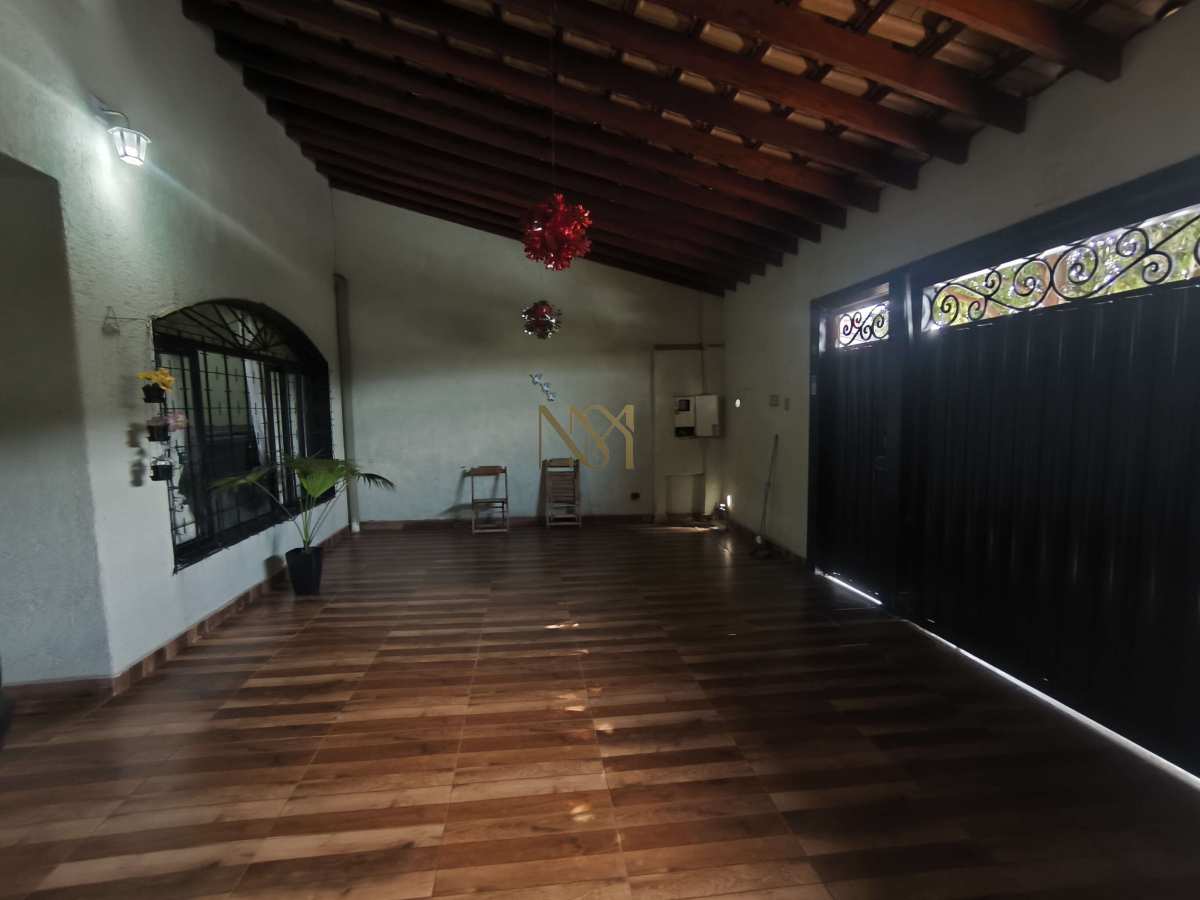 Casa à venda com 3 quartos, 282,30m² - Sumarezinho,Ribeirão Preto