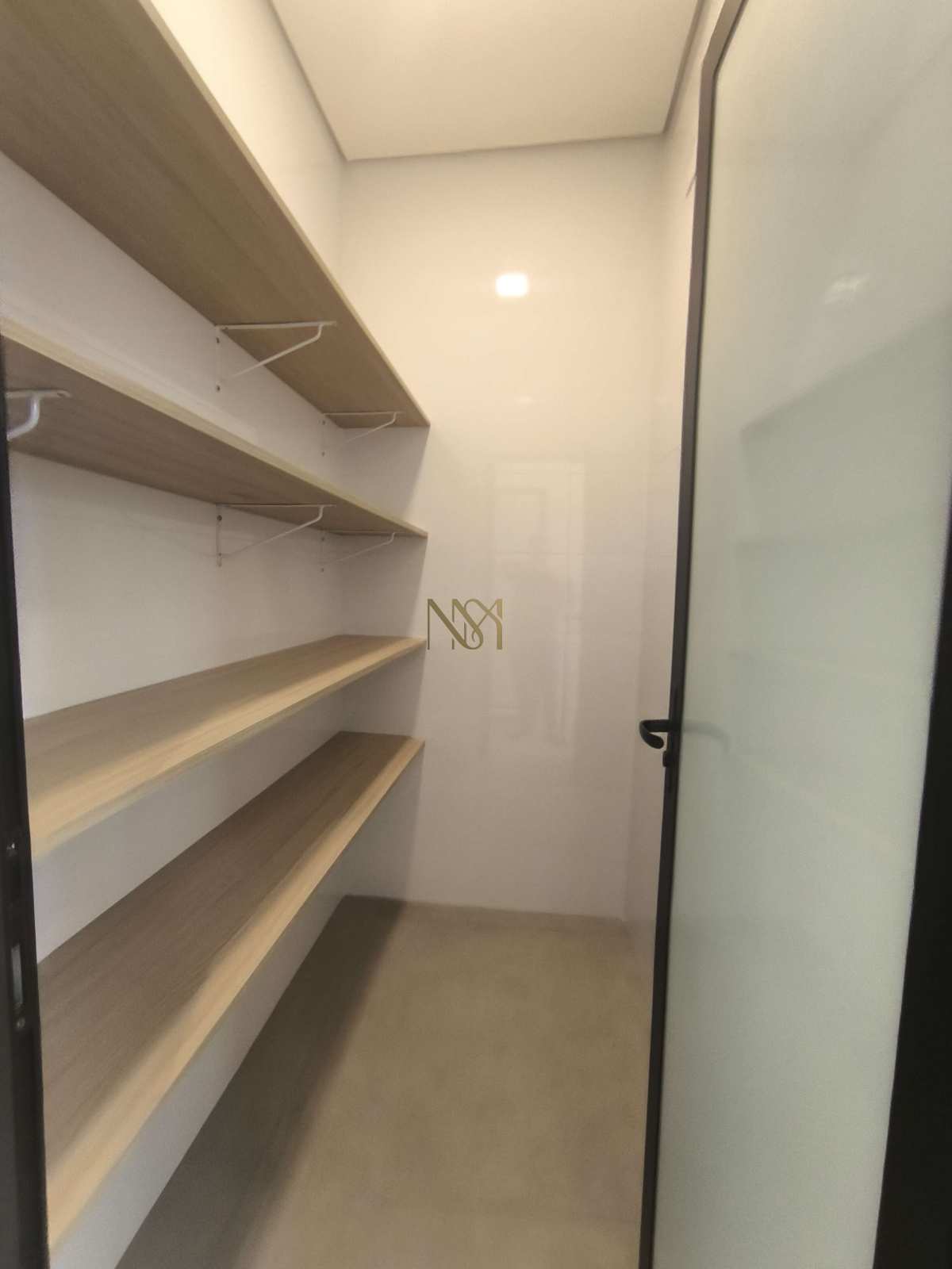 - Sobrado Novo à Venda no Alphaville | 4 Suítes, Sendo 1 Suíte Térrea | Vista Panorâmica | 339 m² de Área Construída